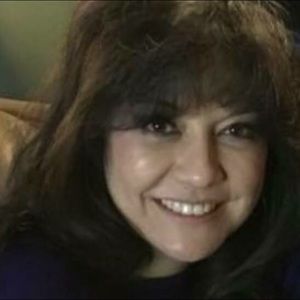 Meet your Posher, Deena